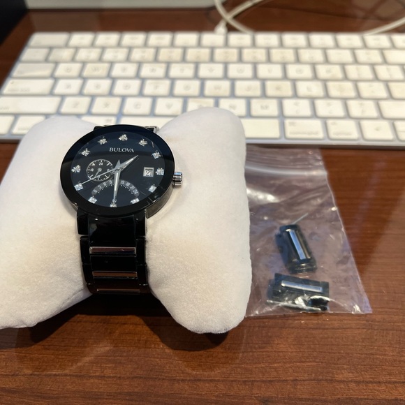 Bulova Diamond-Accent 98D109 Wrist Watch for Men - Picture 7 of 7